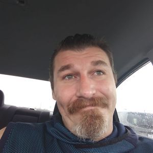 Meet your Posher, Travis